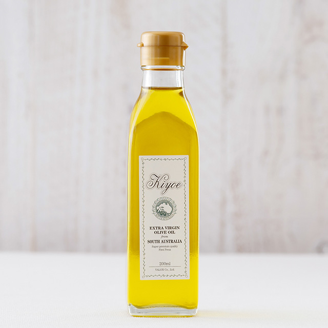 オリーブジュース100%オイル<キヨエ>200ml
